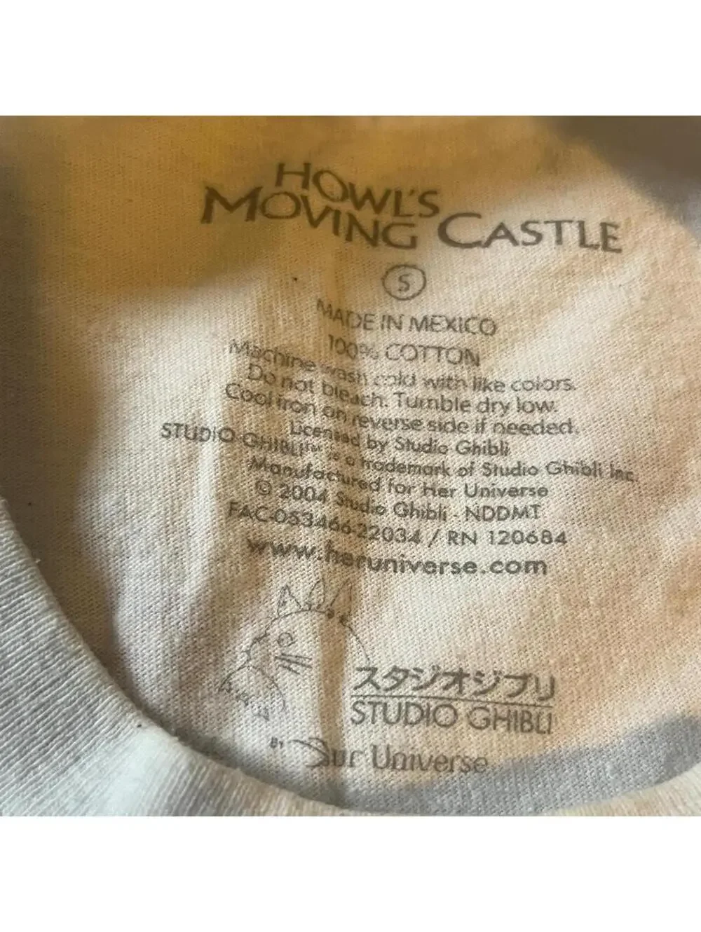 Gildan Women's White and Cream Tshirt - Picture 2 of 3
